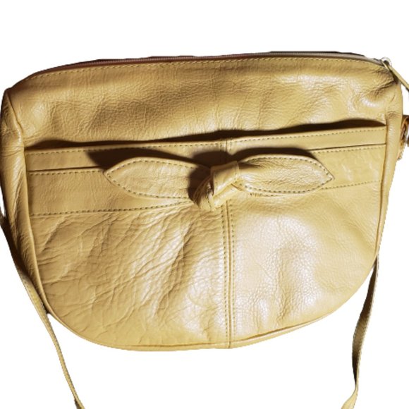 Pelle Yellow Leather Purse with bow accent - Picture 3 of 9